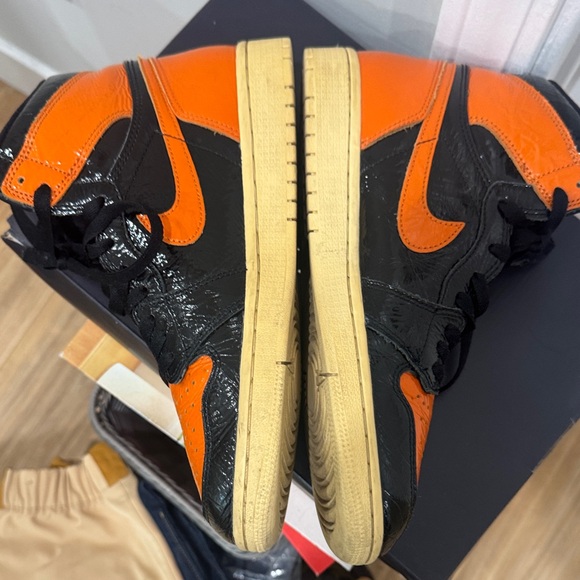 Nike Air Jordan retro high OG shattered backboard - Picture 4 of 8